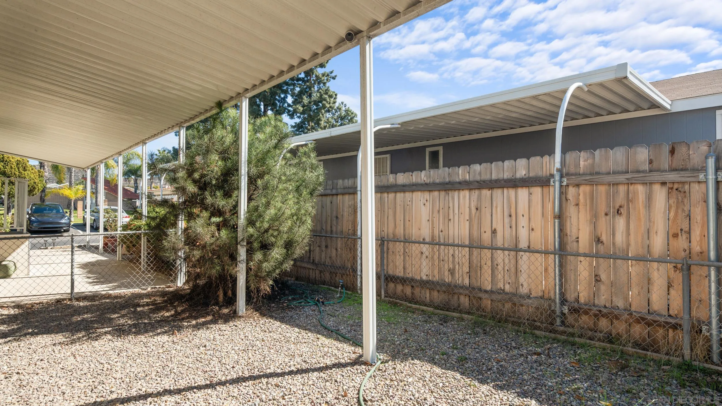 450 E Bradley Unit 121