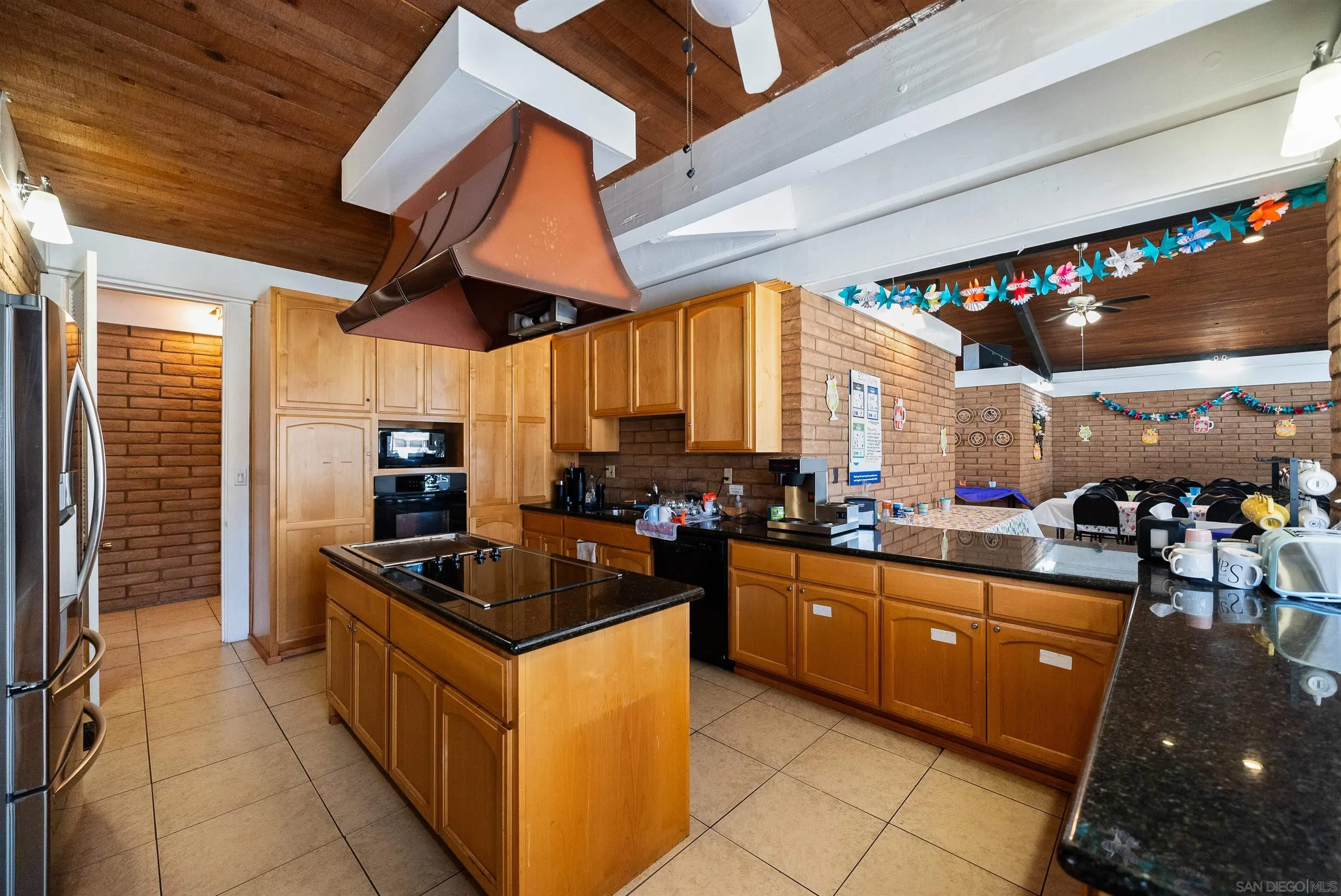 450 E Bradley Unit 121