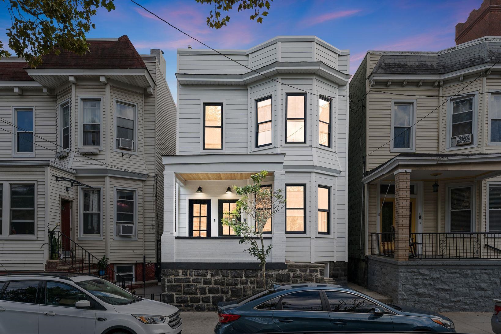 83 LIBERTY PL Unit: #2
