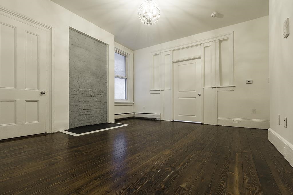 123 WEBSTER AVE