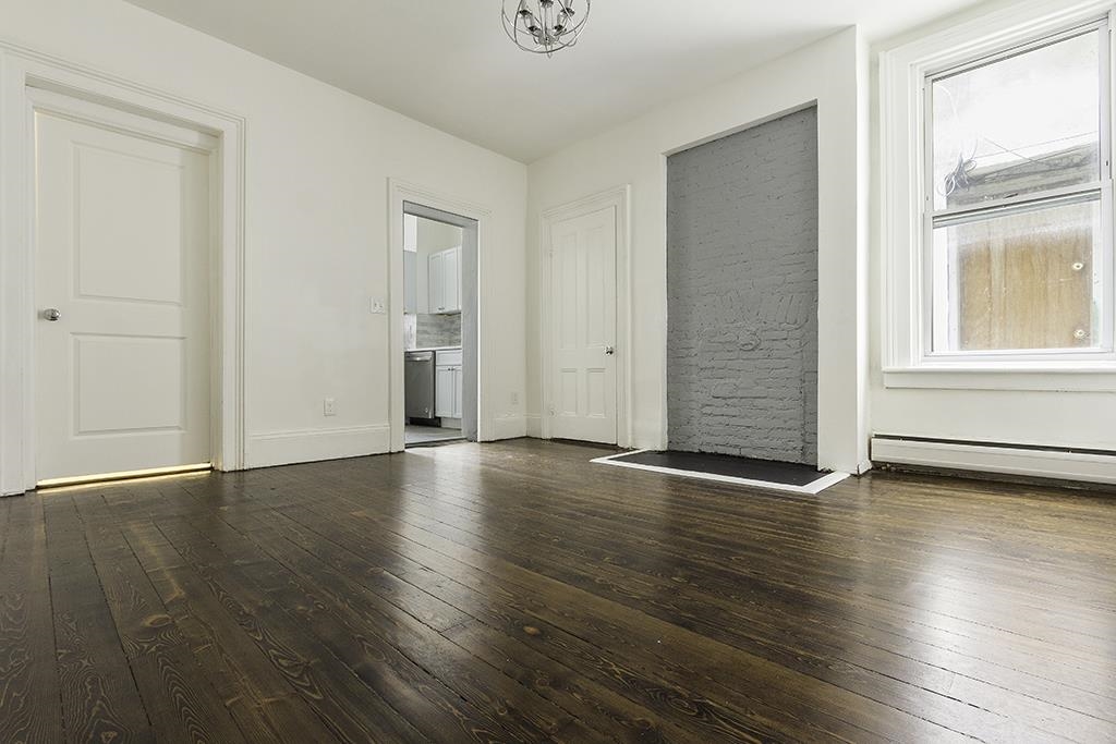 123 WEBSTER AVE