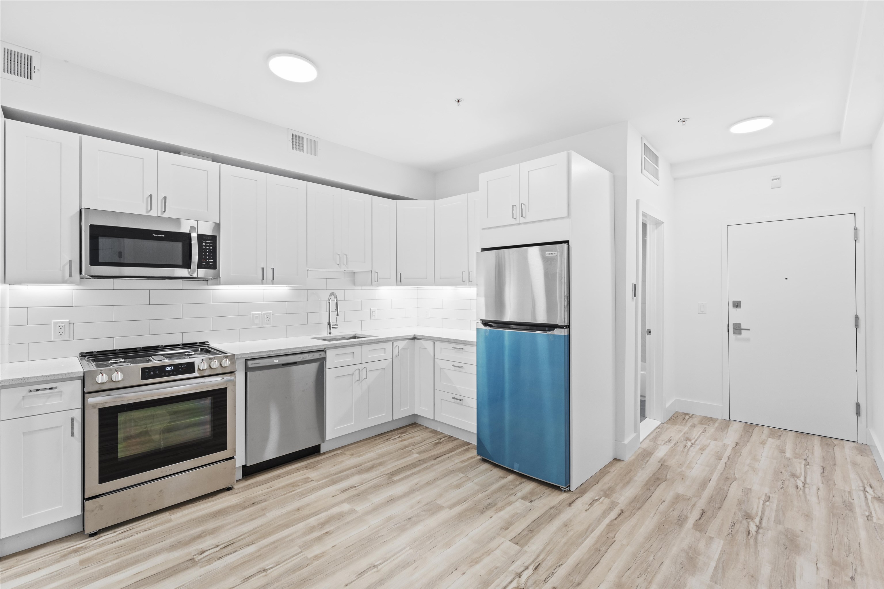 2505 CENTRAL AVE Unit: 1B