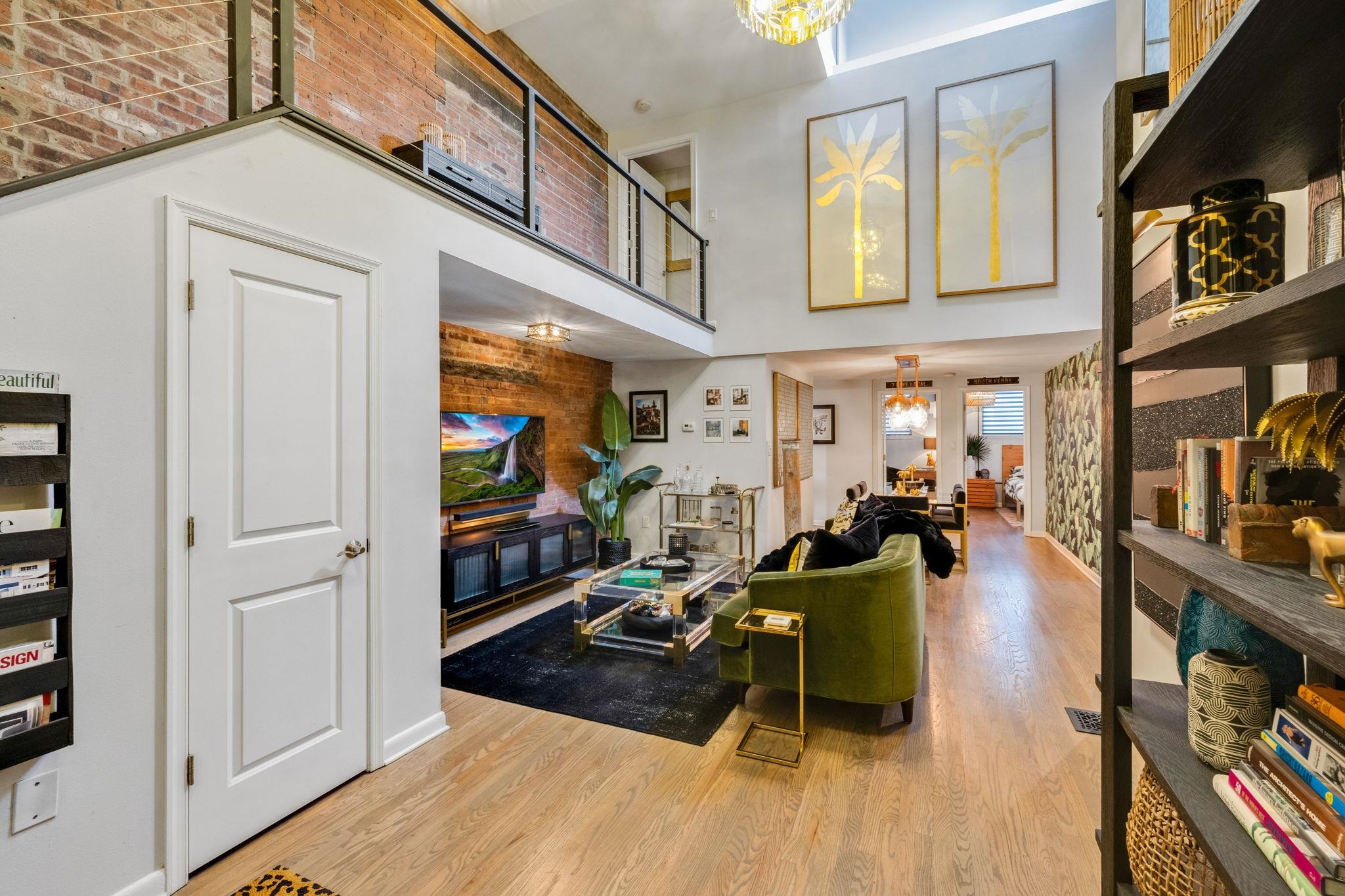 187 WAYNE ST Unit: 115C