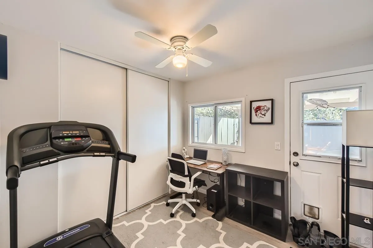 9477 Ronnie Ct