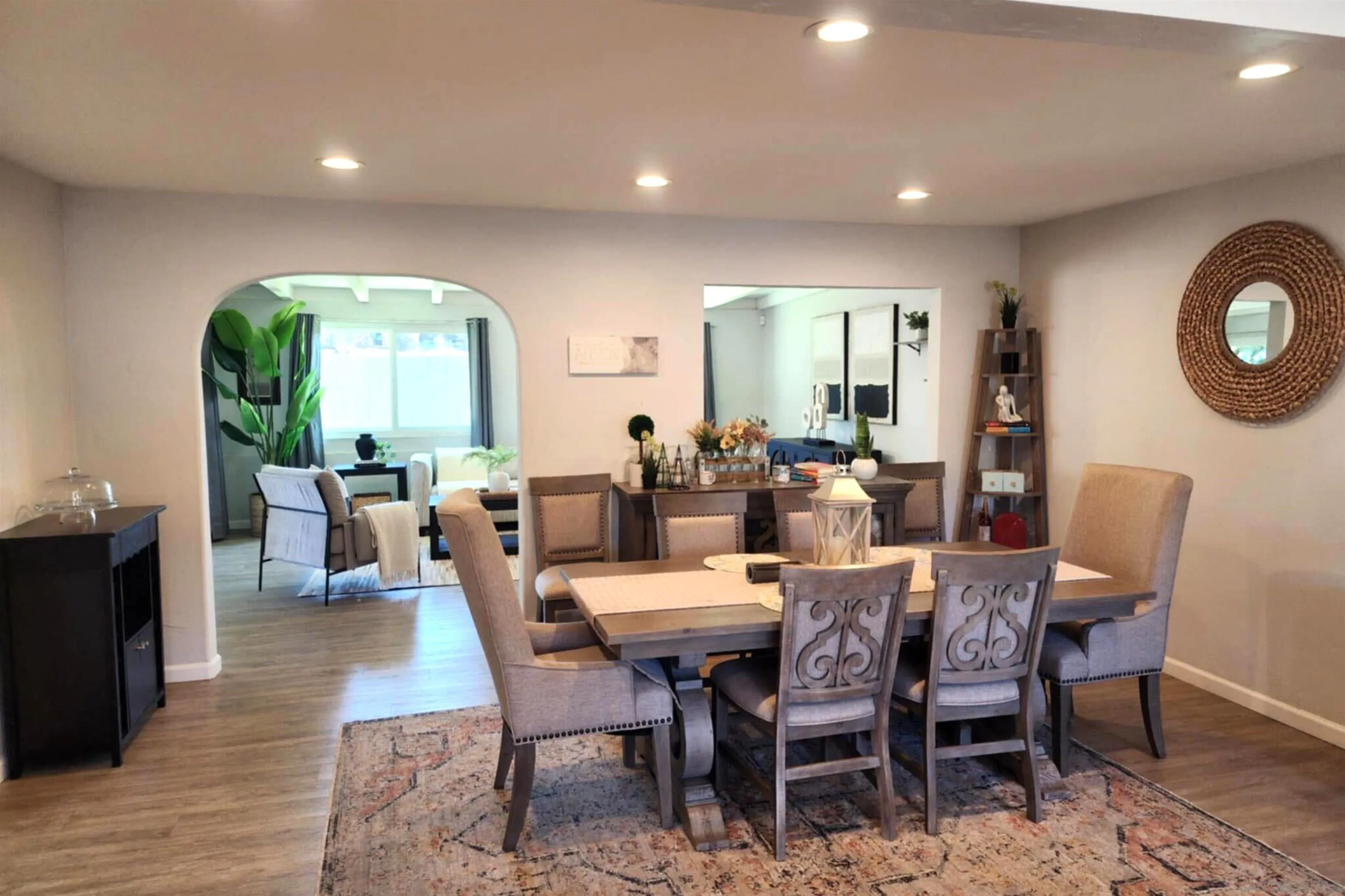 9477 Ronnie Ct