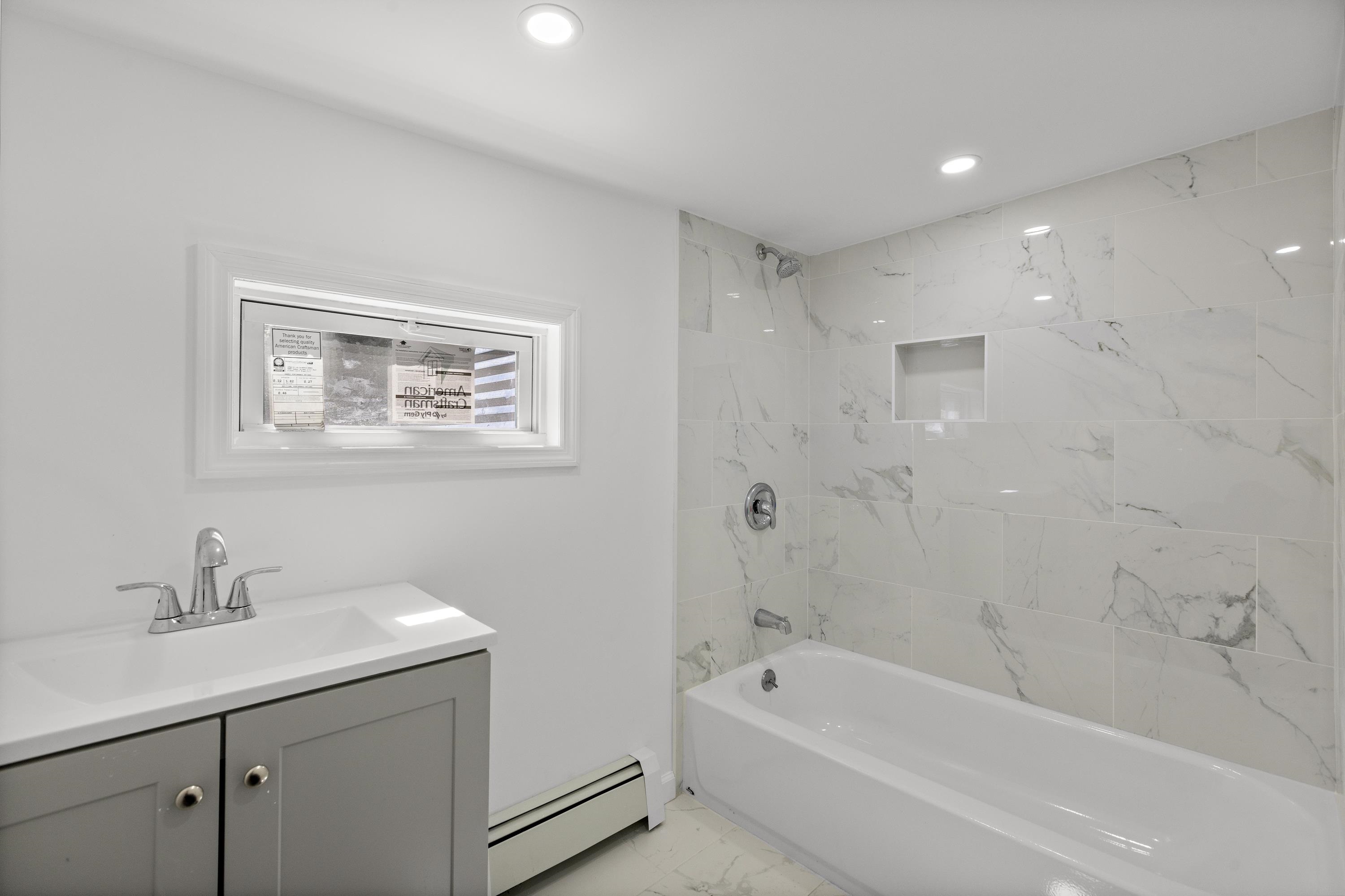 246 CLERK ST