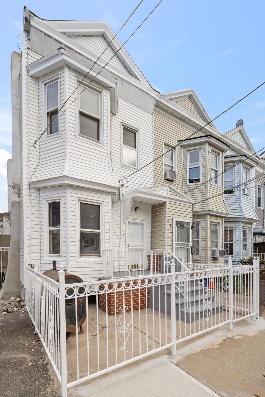 246 CLERK ST