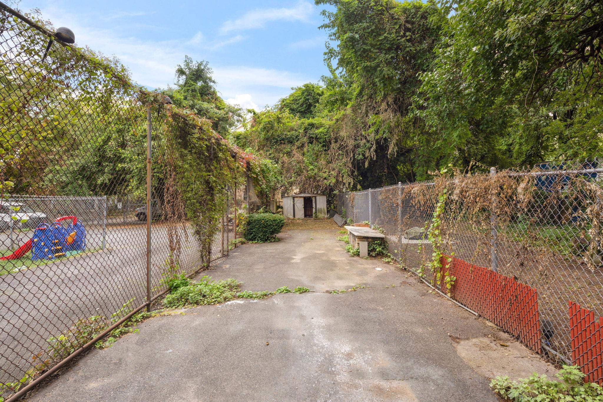 246 CLERK ST
