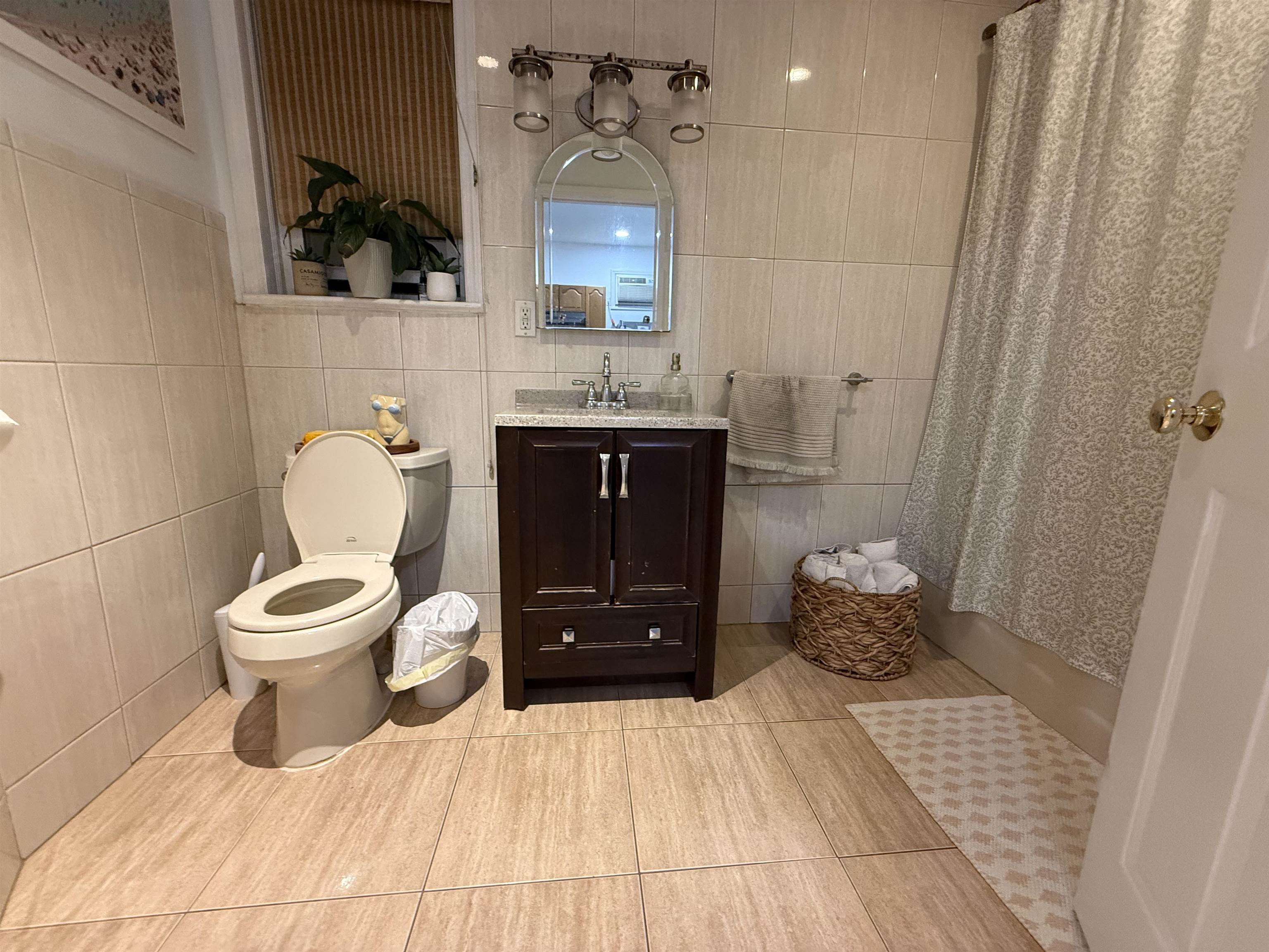 124 SHIPPEN ST Unit: 1