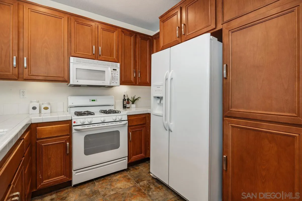16910 Bixby St Unit 2