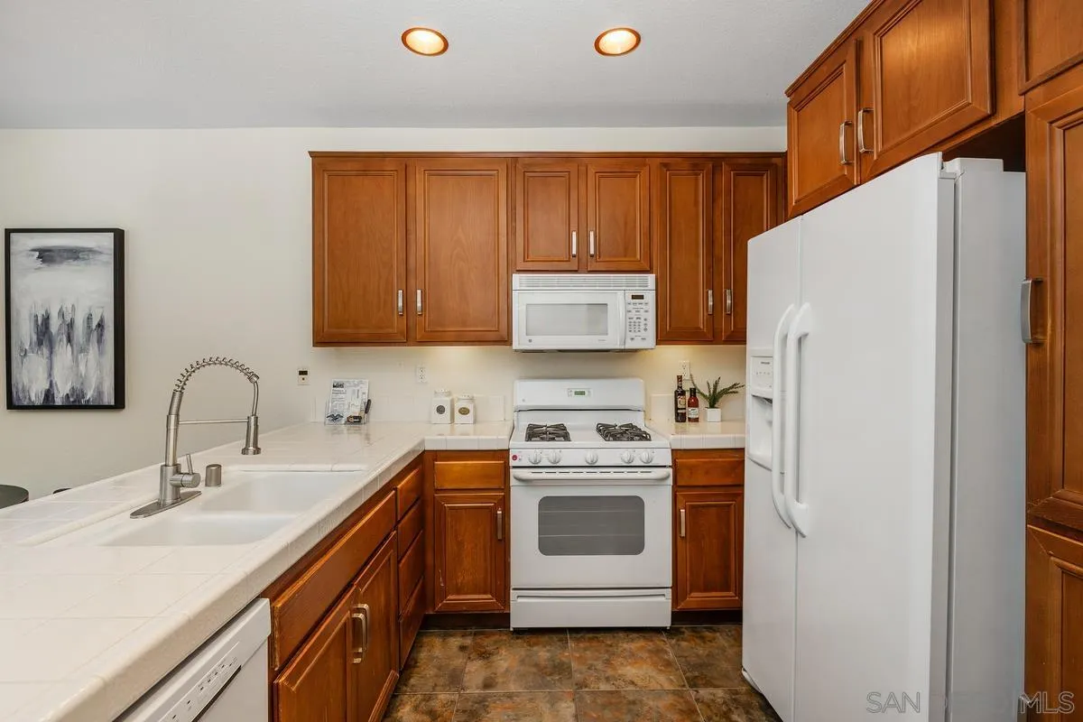 16910 Bixby St Unit 2