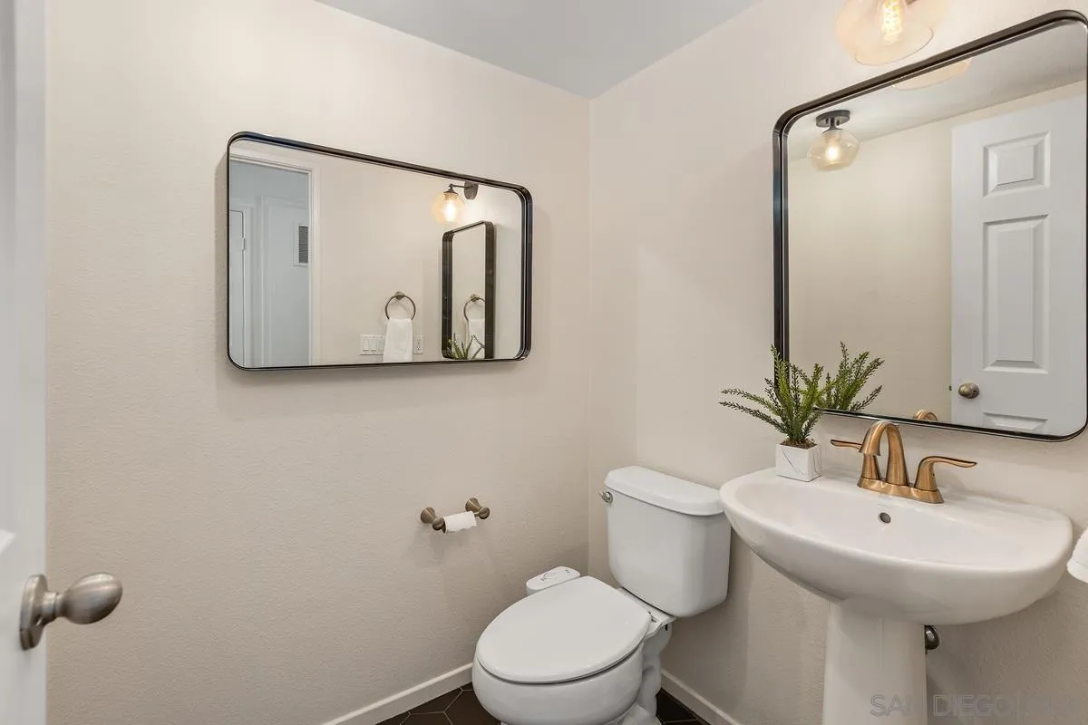 16910 Bixby St Unit 2