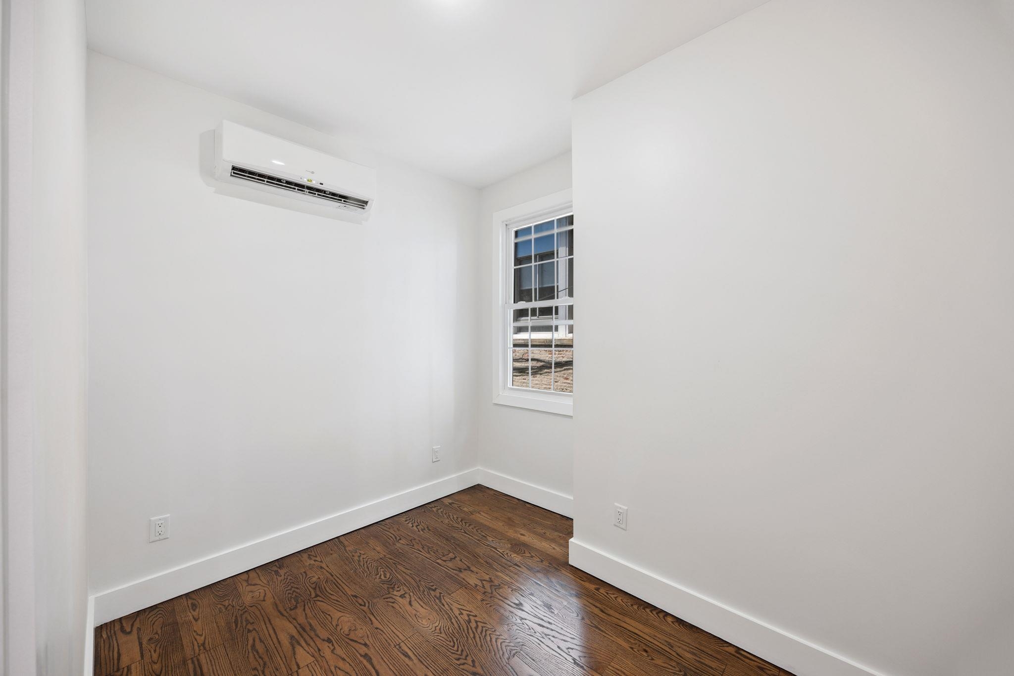 203 3RD ST Unit: 2