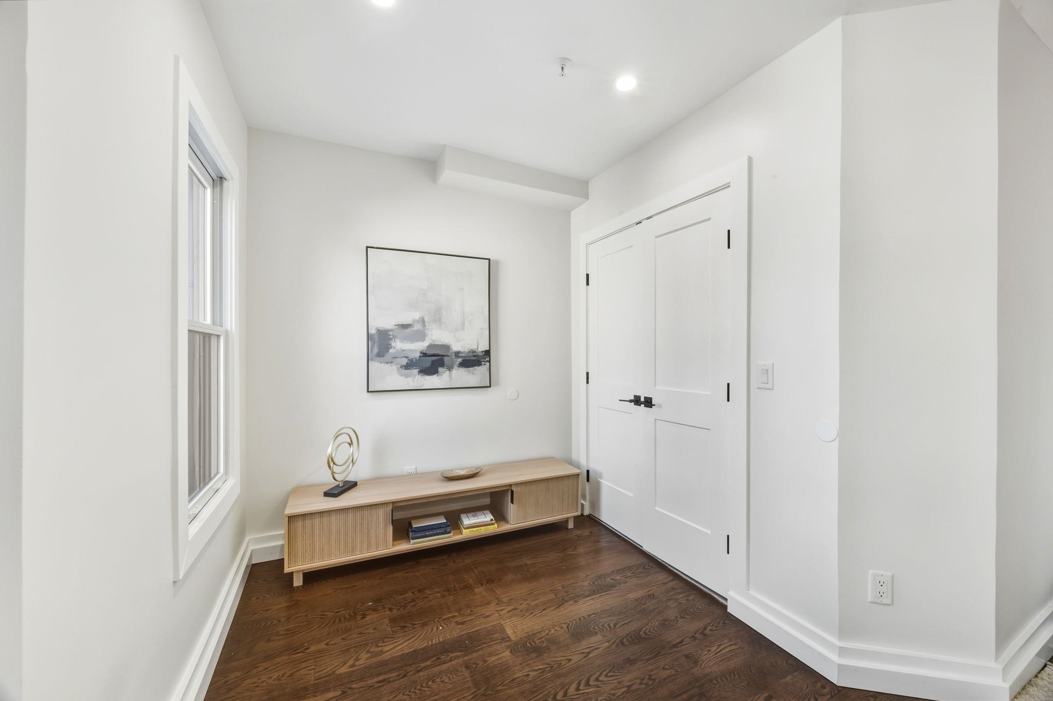 203 3RD ST Unit: 3