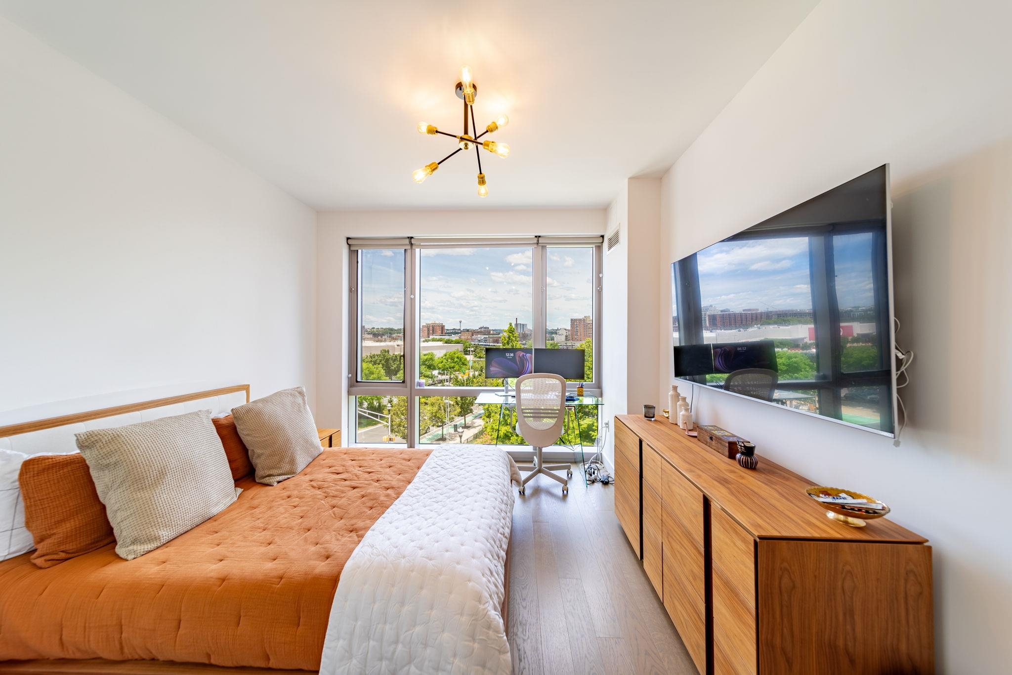 75 PARK LANE SOUTH Unit: 406