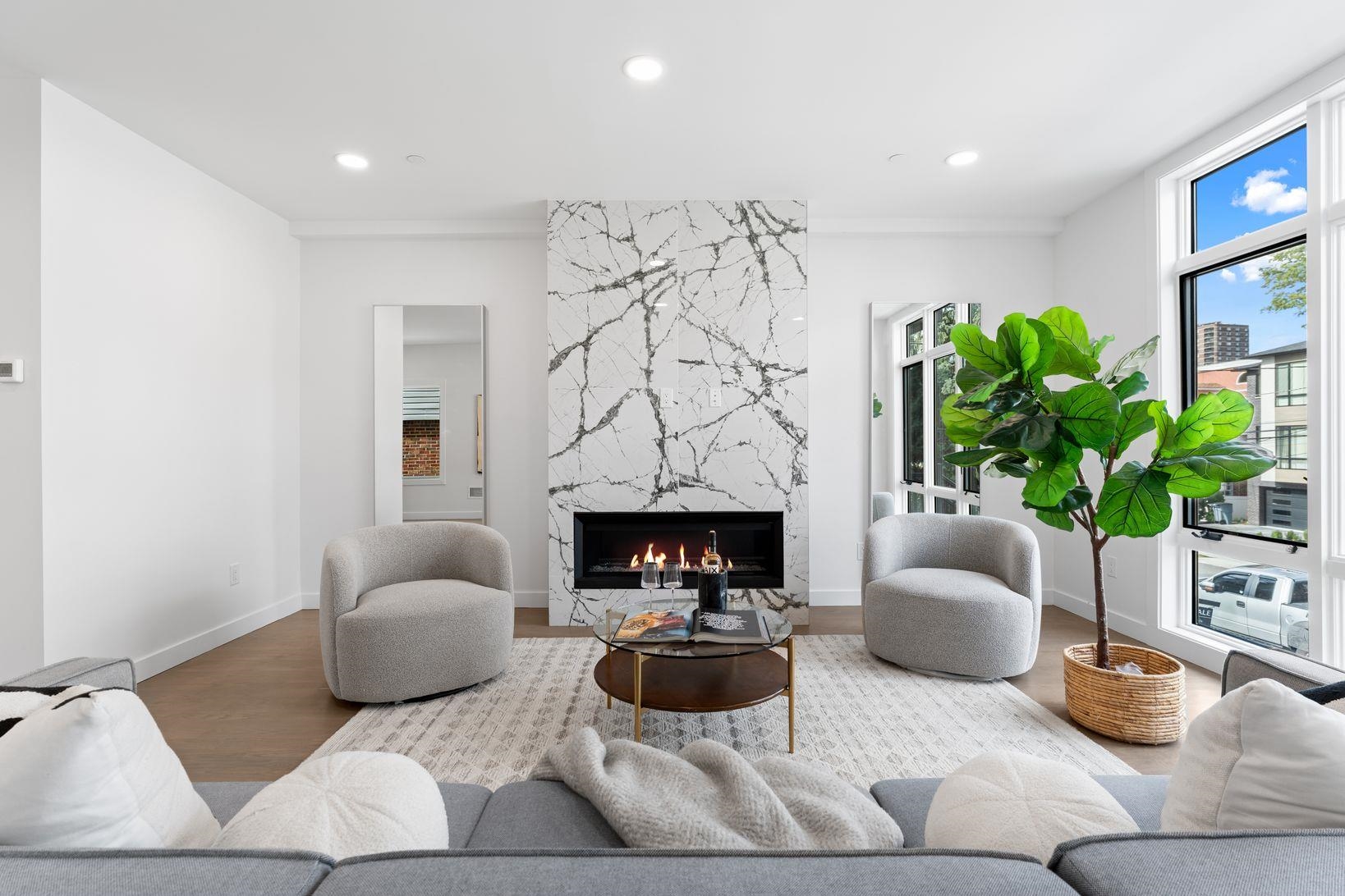 230 GRANT AVE