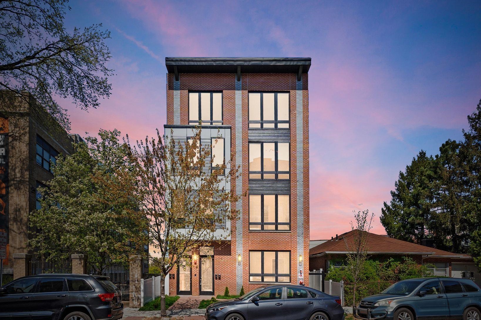 249 BERGEN AVE Unit: PENTHOUSE