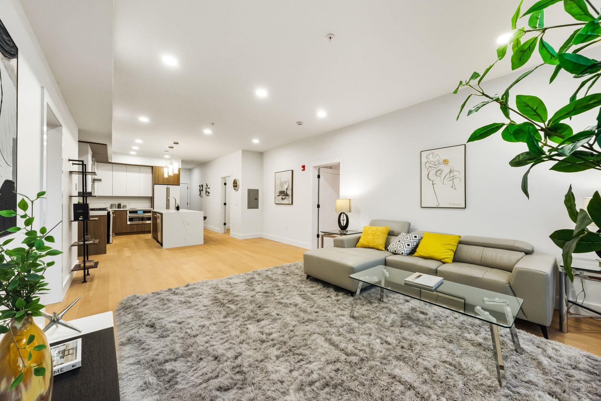 160 BRUNSWICK ST Unit: 401
