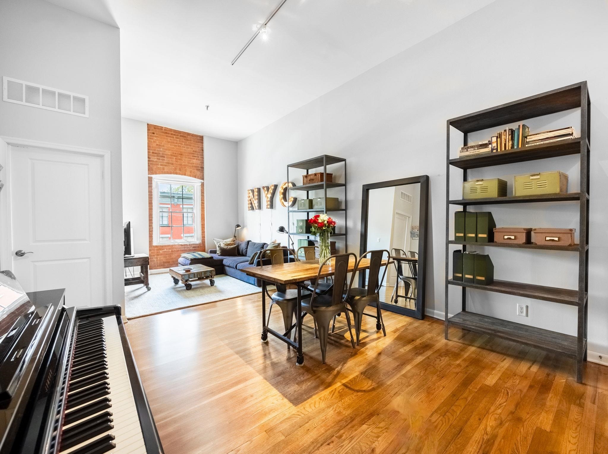 347 VARICK ST Unit: 314