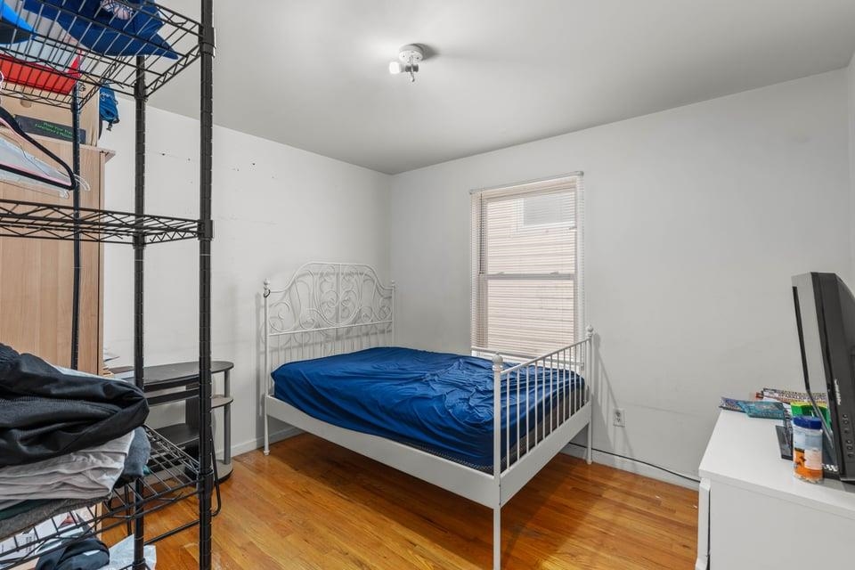 41 TERHUNE AVE
