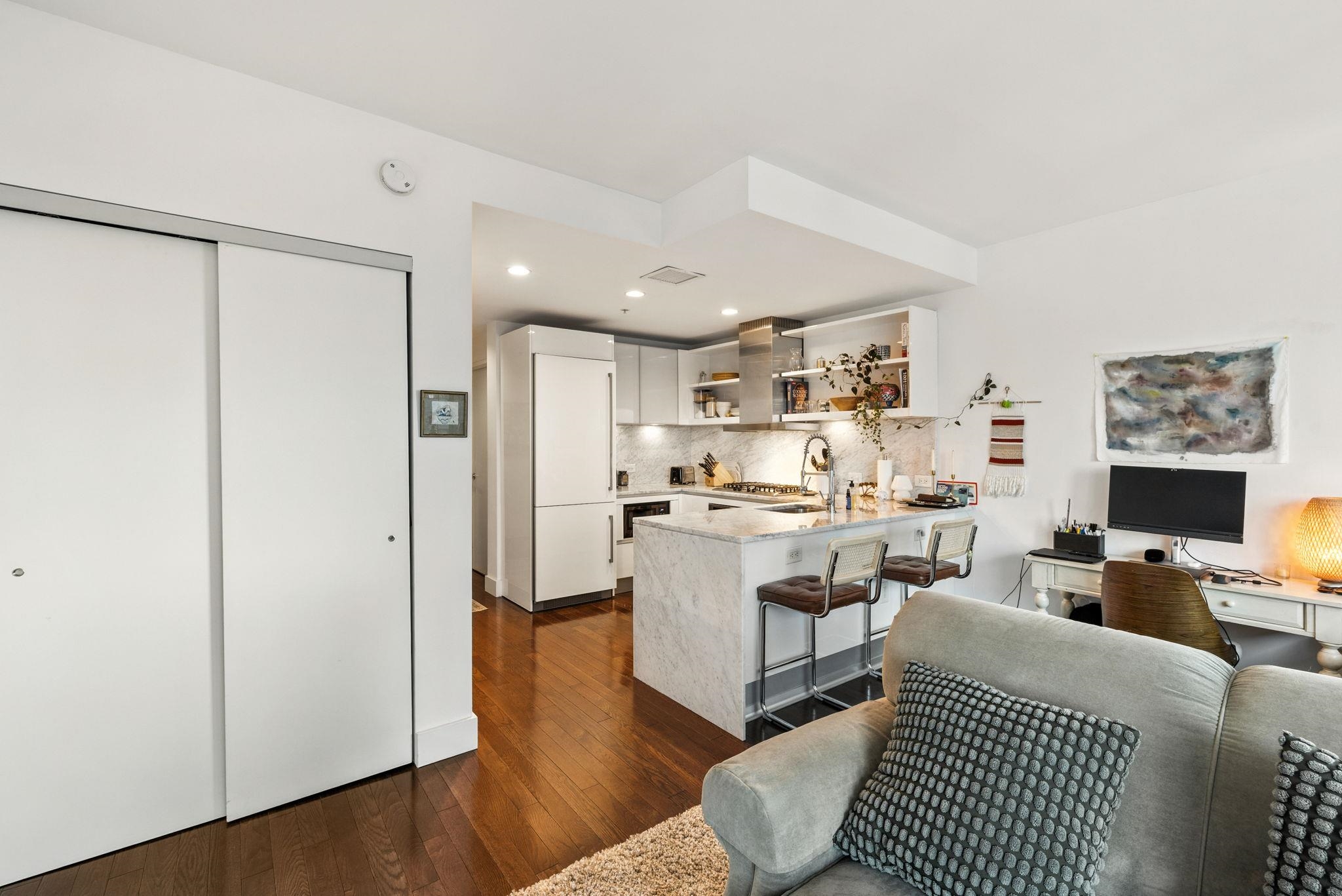 77 HUDSON ST Unit: 2513