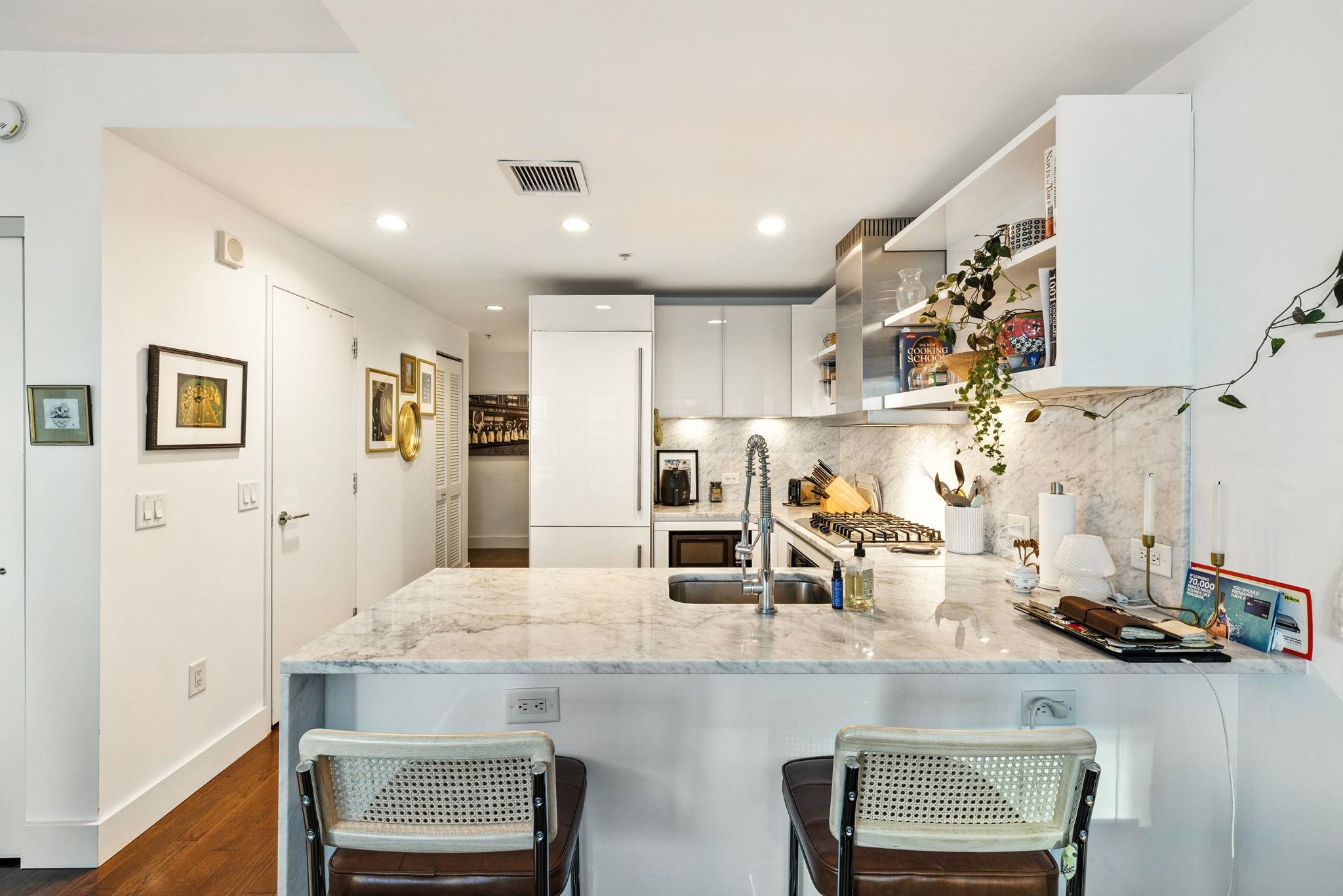 77 HUDSON ST Unit: 2513