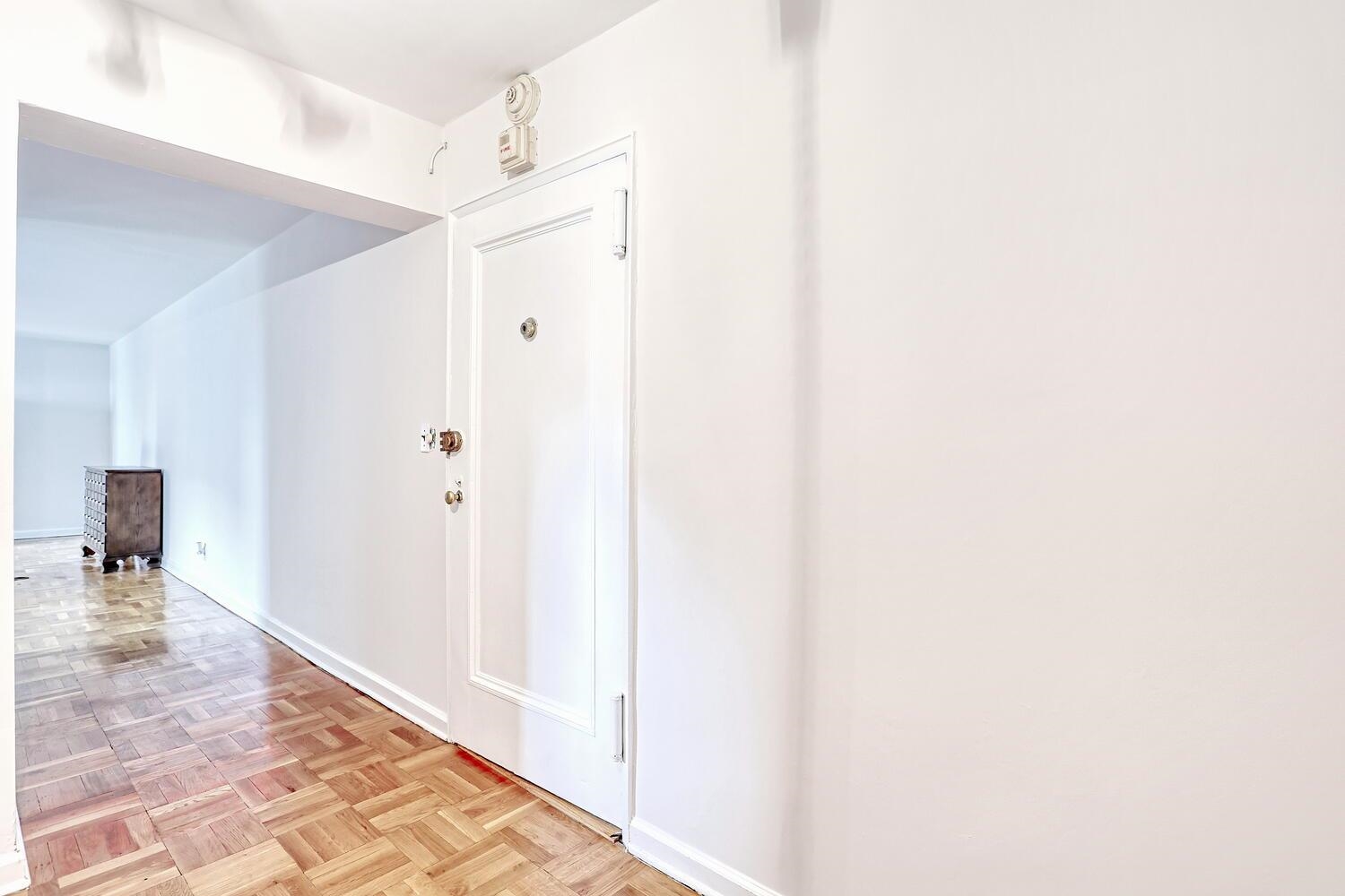 326 BRIDGE PLAZA NORTH Unit: 5D