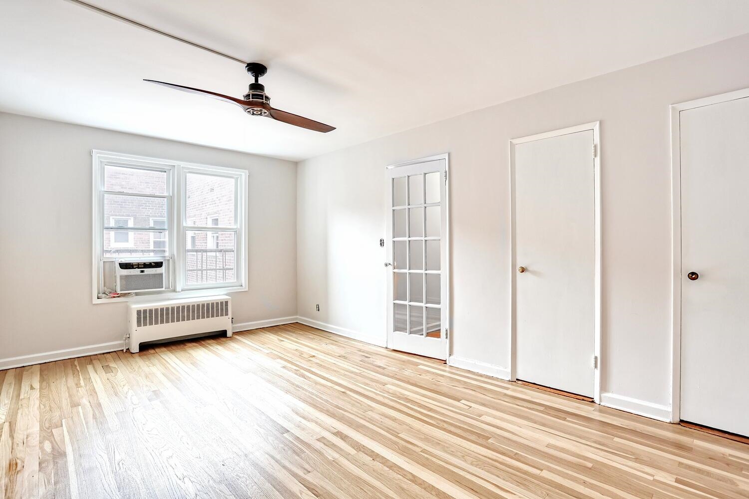 326 BRIDGE PLAZA NORTH Unit: 5D