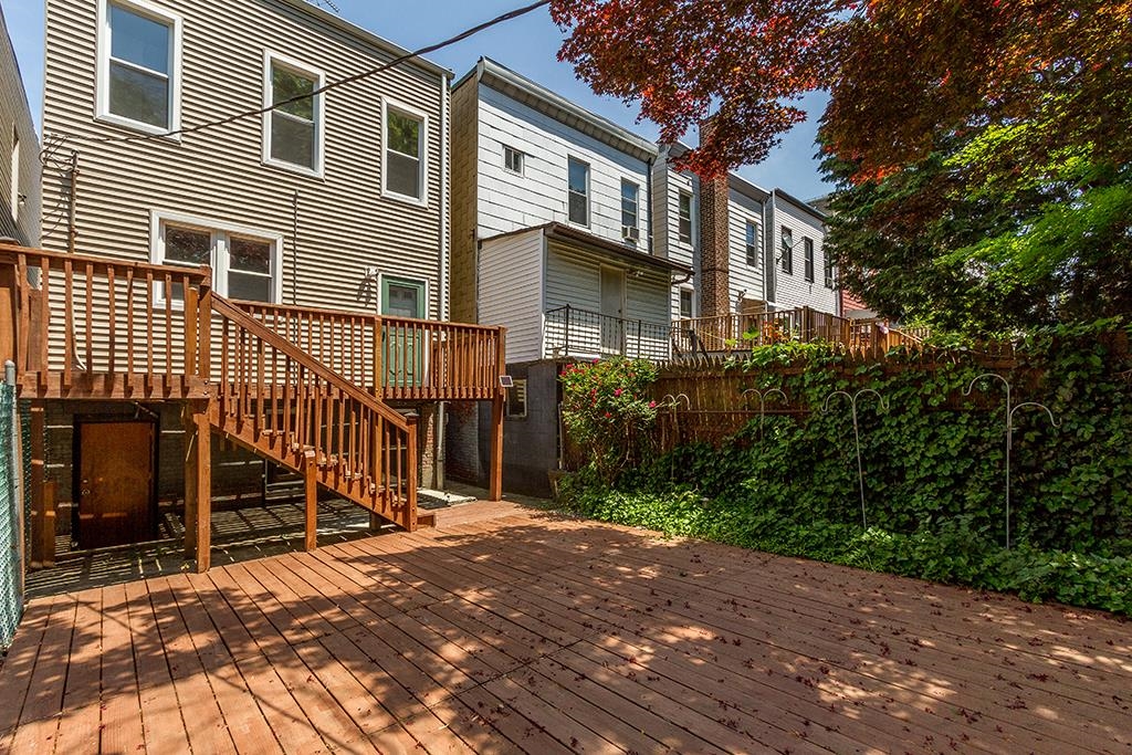 177 FAIRVIEW AVE