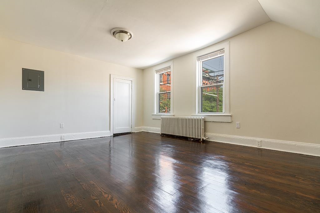 117 SHERMAN AVE