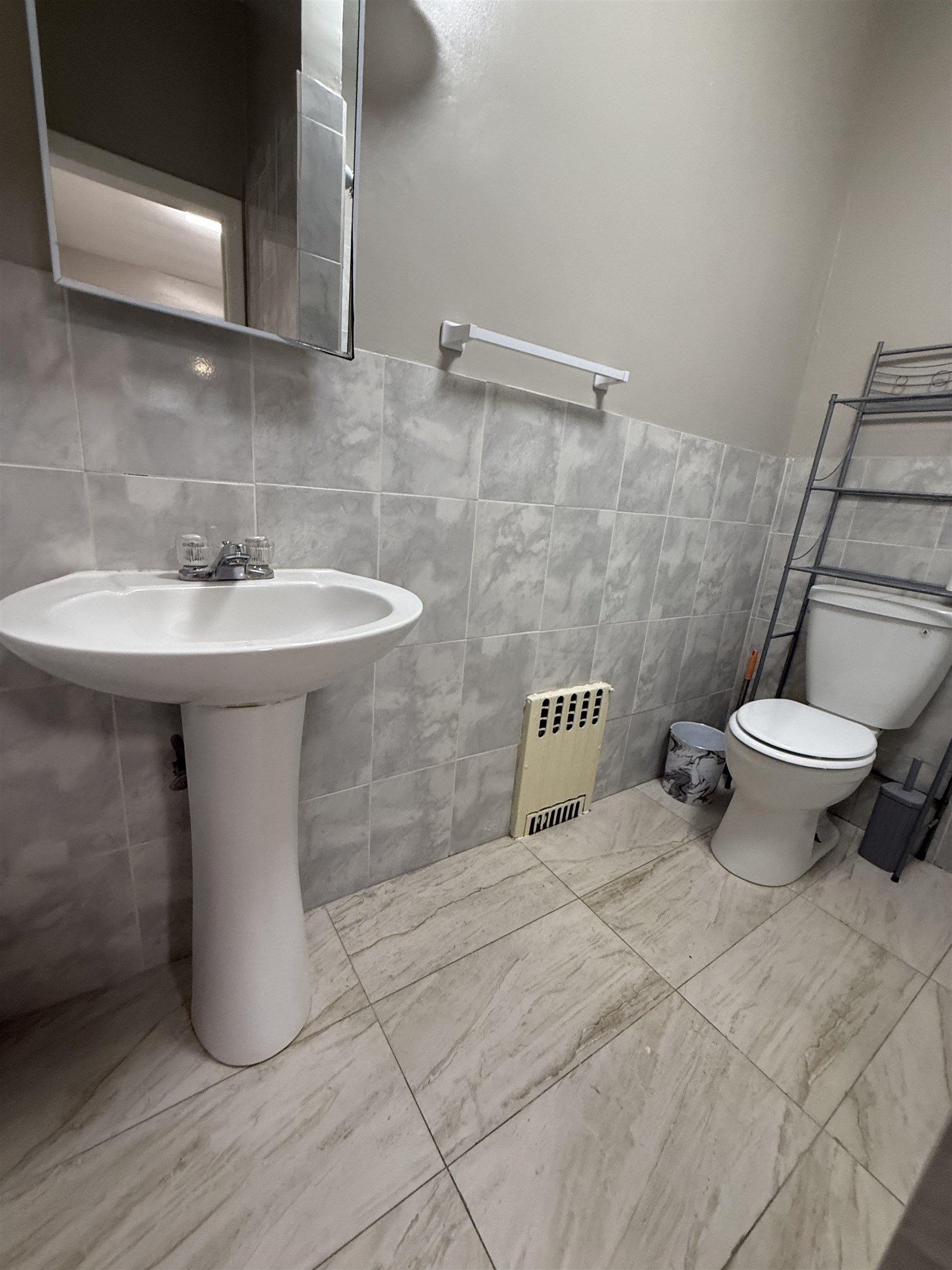 303 BROADWAY Unit: 1A