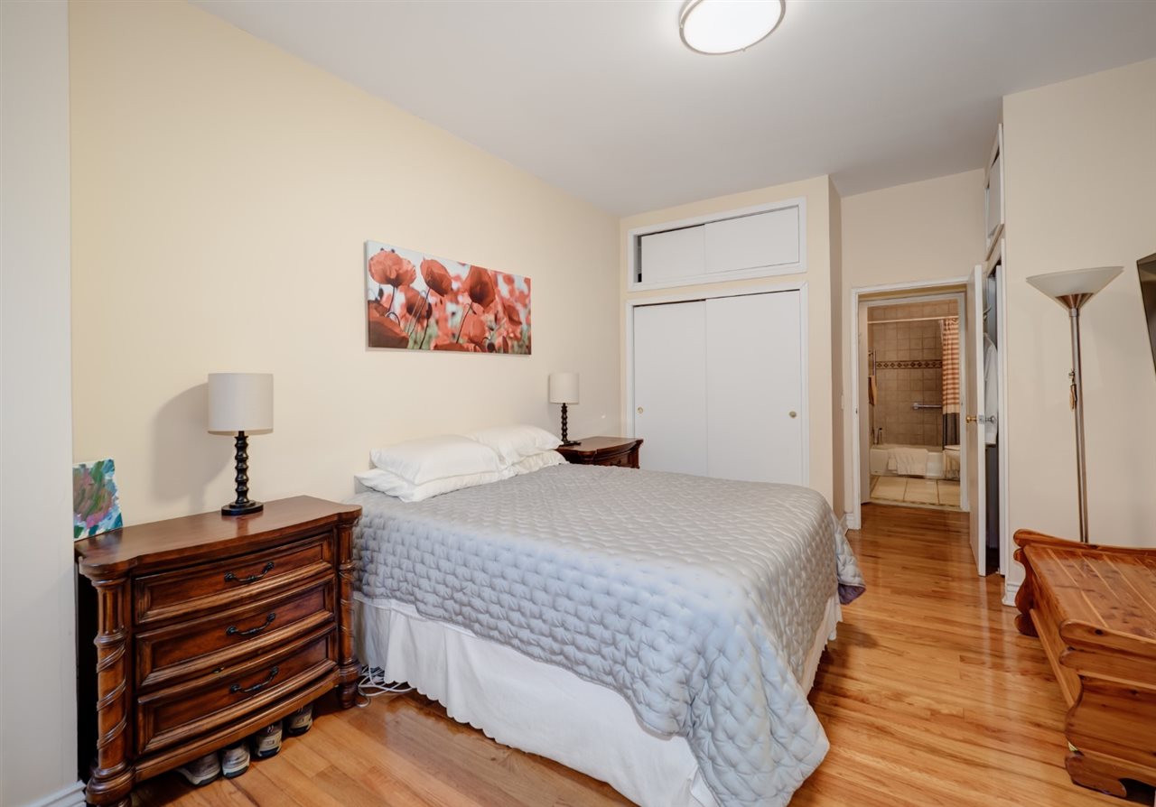 264 9TH ST Unit: 3F