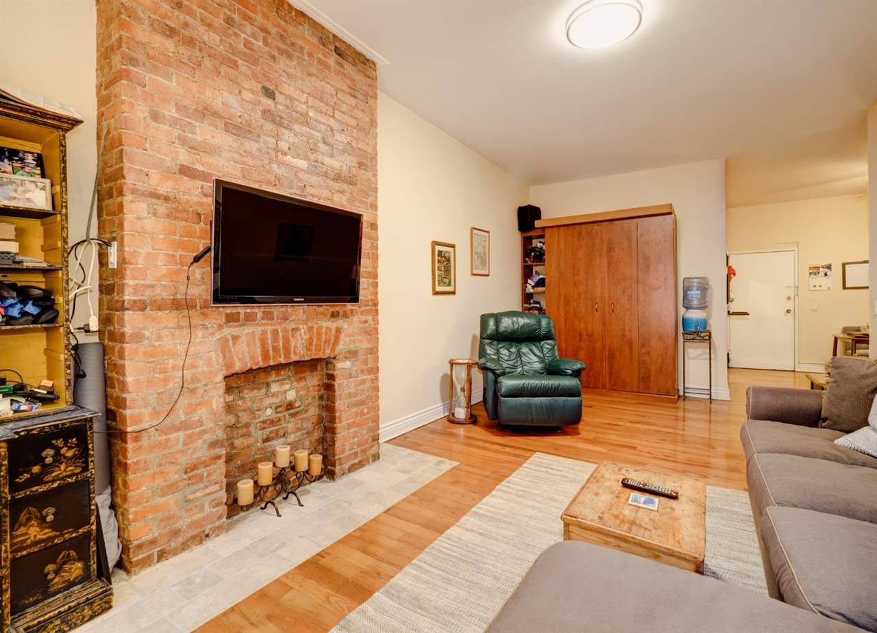 264 9TH ST Unit: 3F