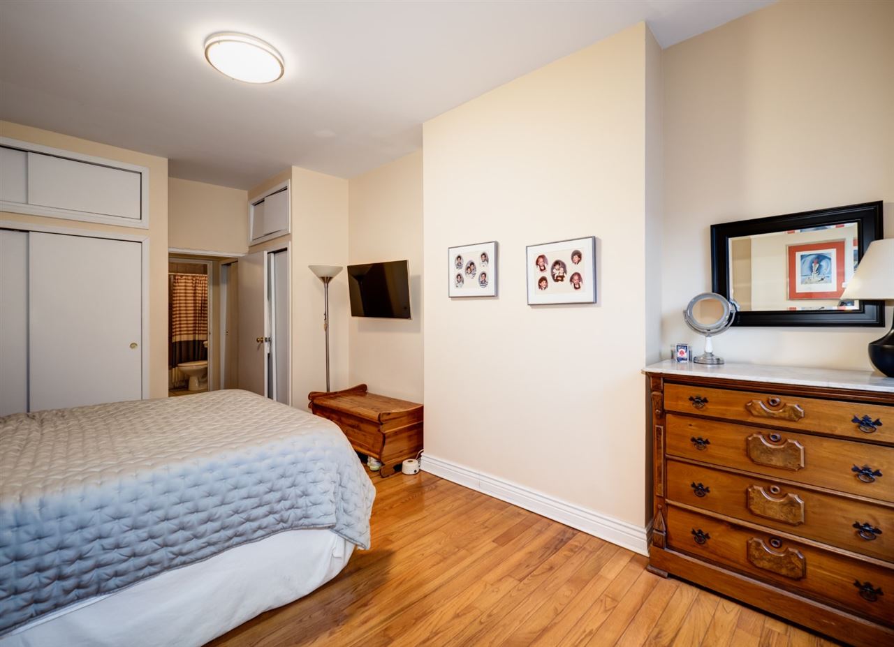 264 9TH ST Unit: 3F