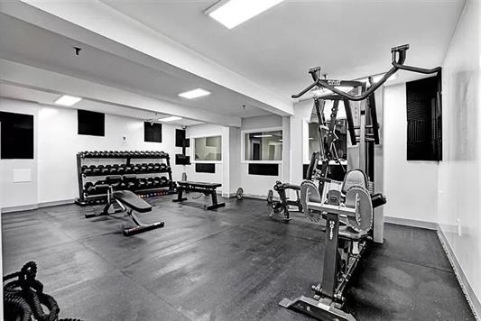 264 9TH ST Unit: 3F