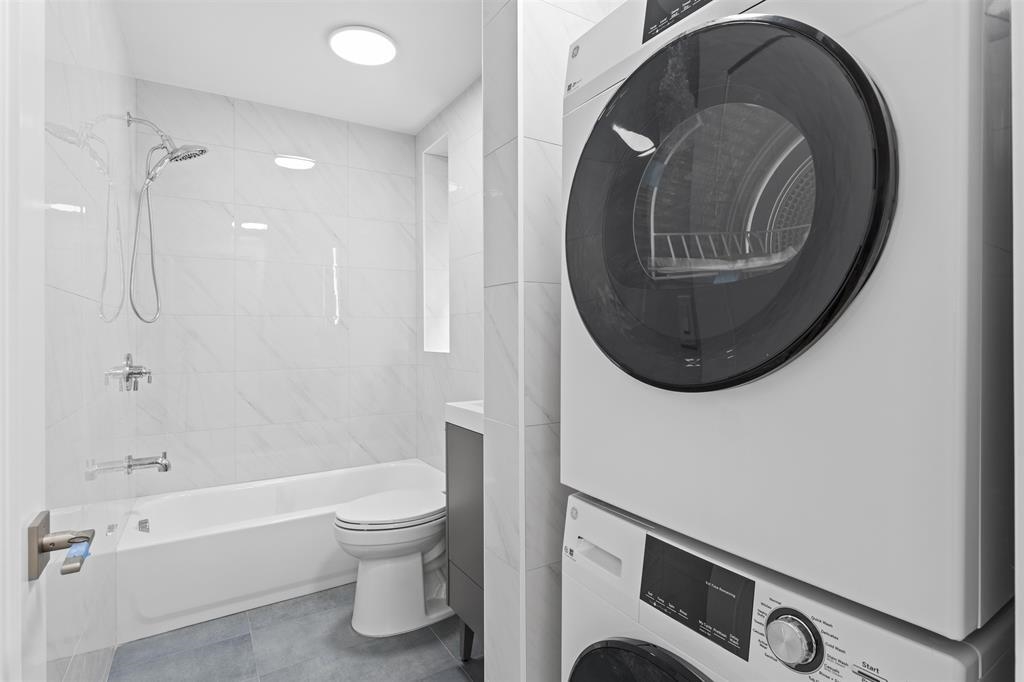 2505 CENTRAL AVE Unit: 3a