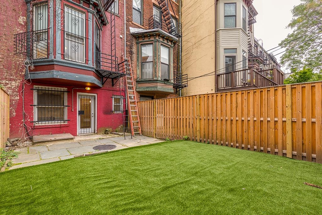118 MERCER ST