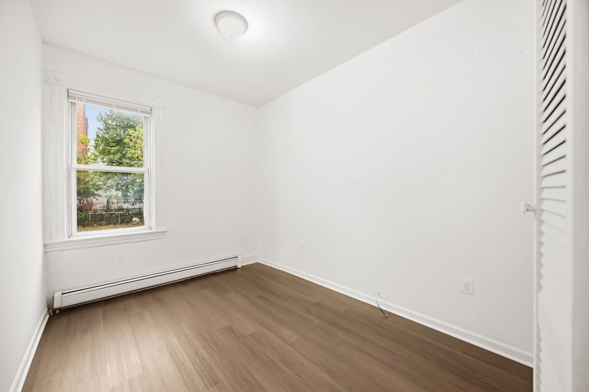 126 GRANT AVE