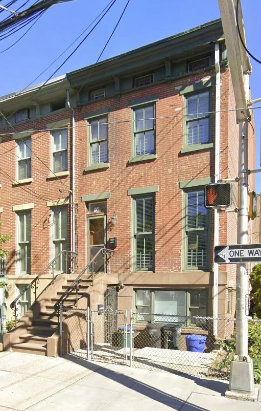 104 ERIE ST