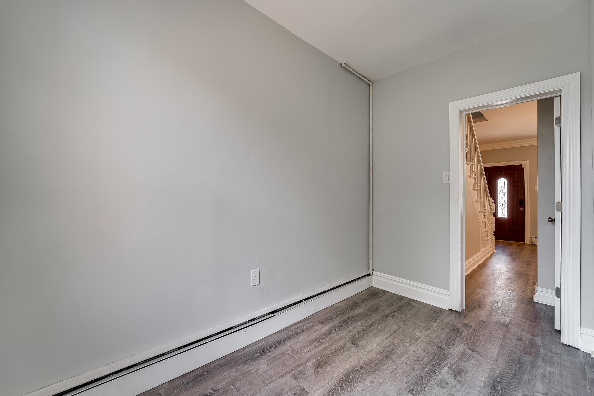 214 OLEAN AVE Unit: 2