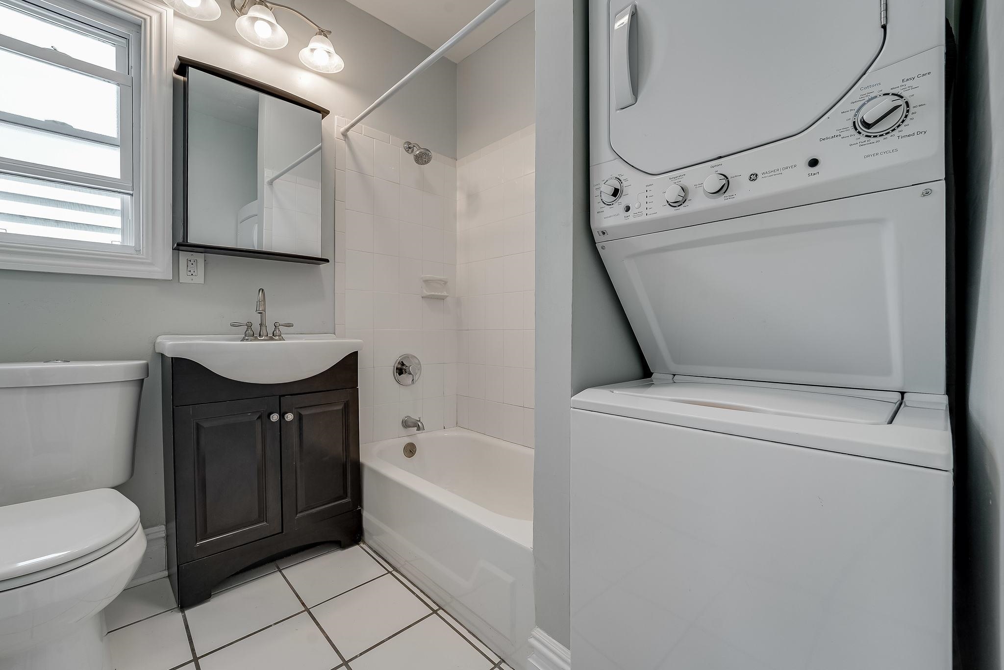 214 OLEAN AVE Unit: 2