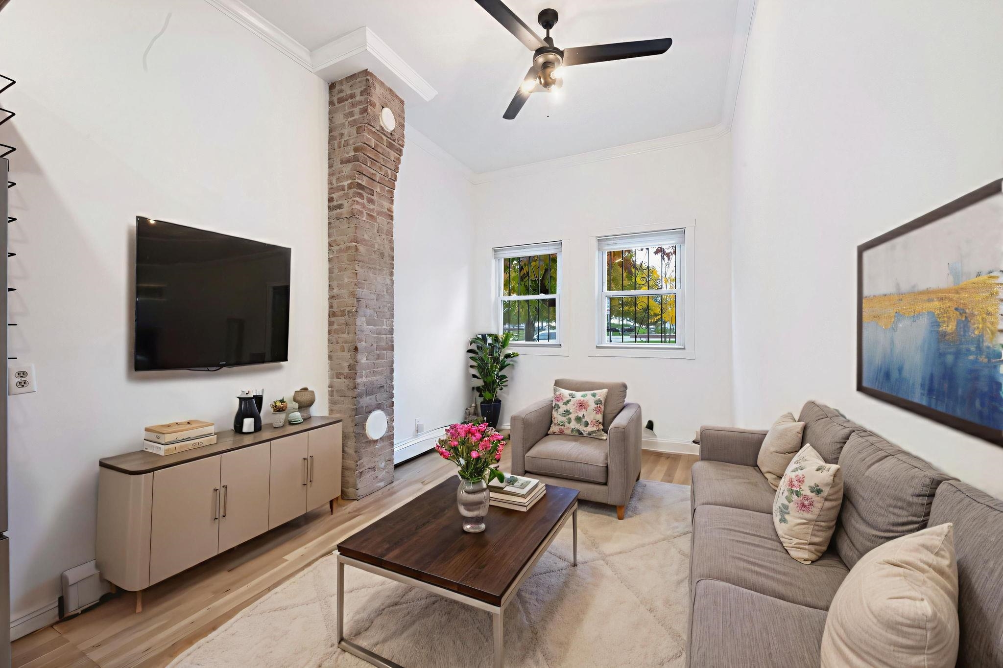 465 PALISADE AVE Unit: 1R