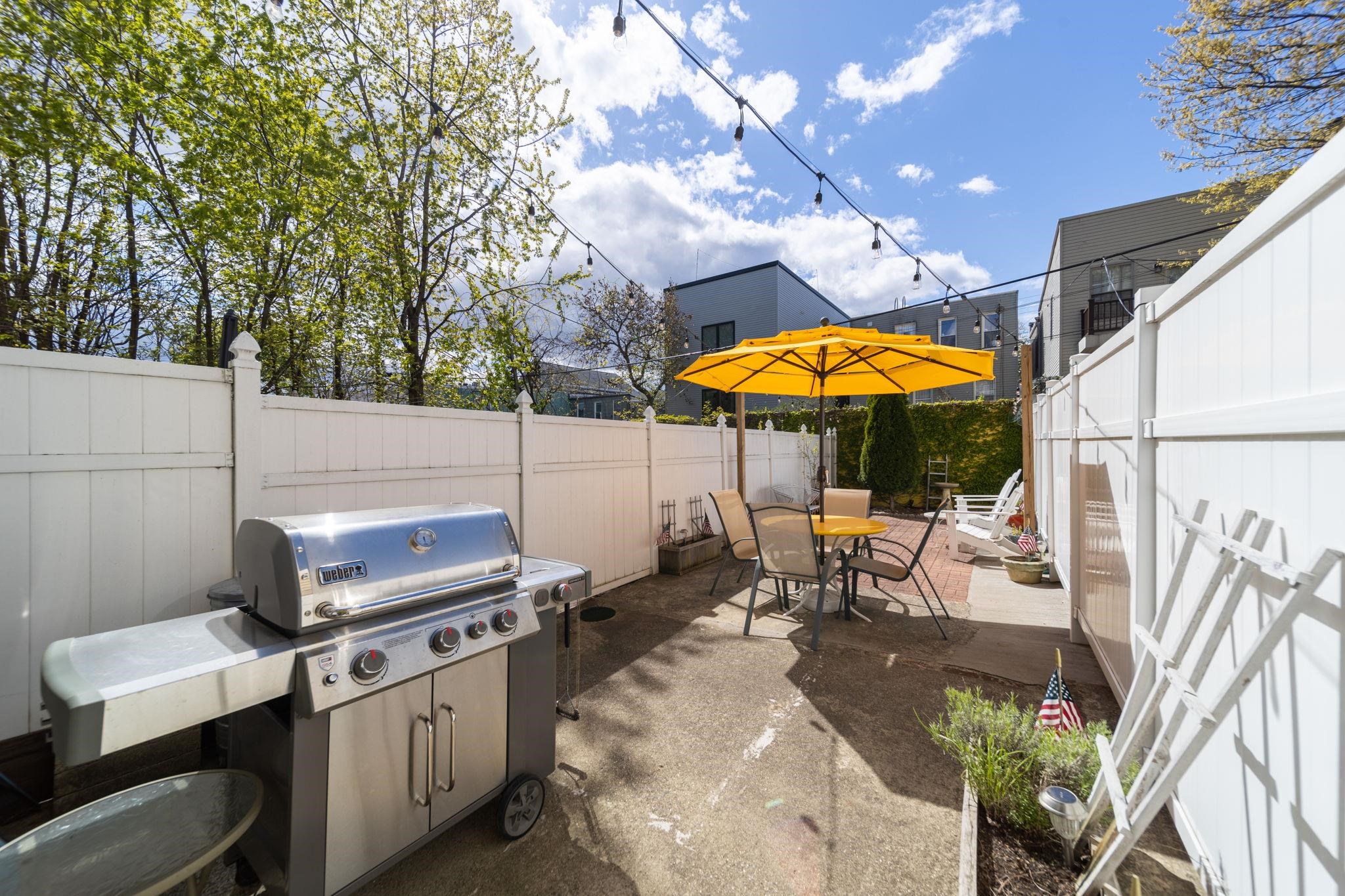 465 PALISADE AVE Unit: 1R