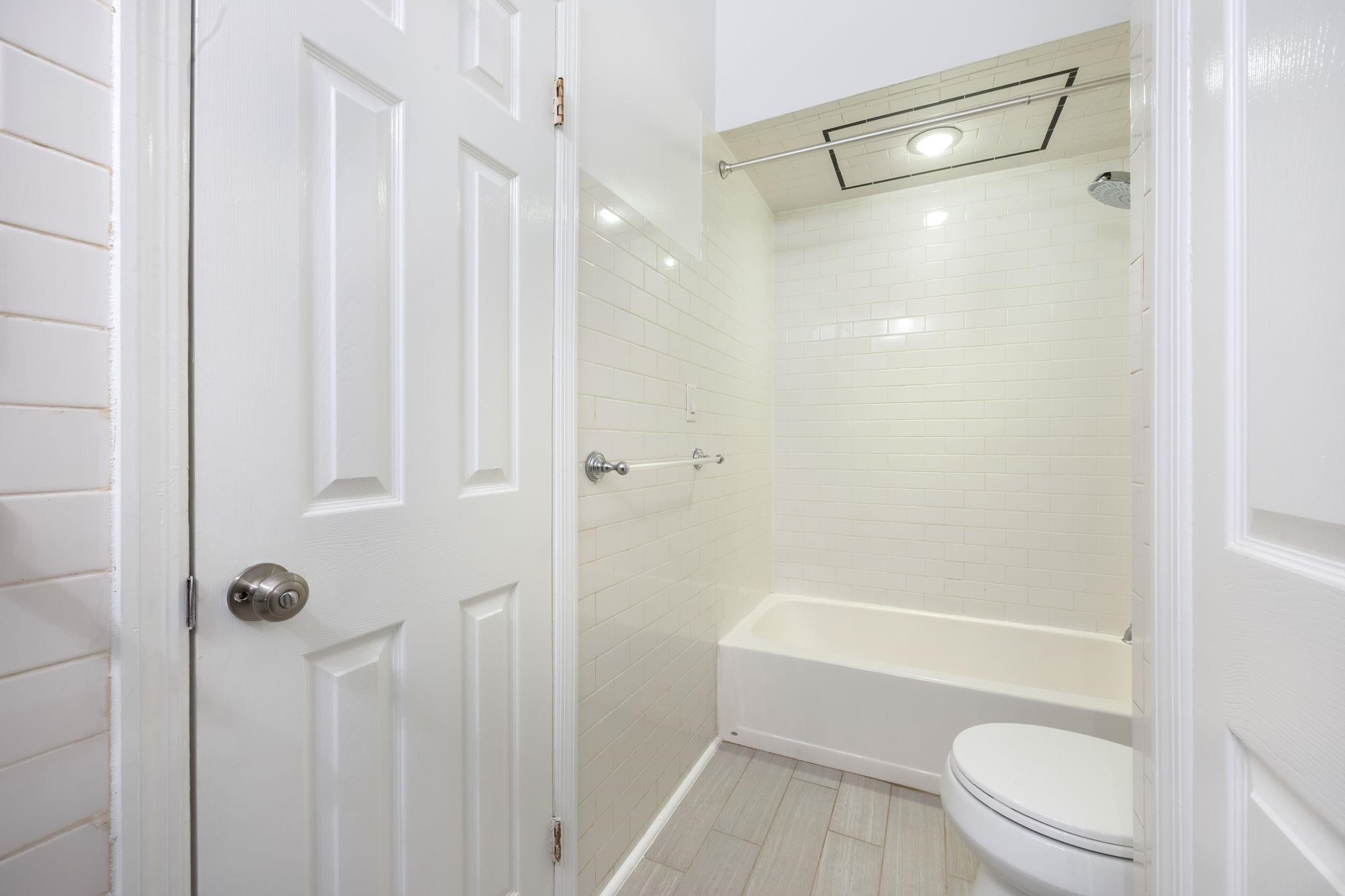 465 PALISADE AVE Unit: 1R