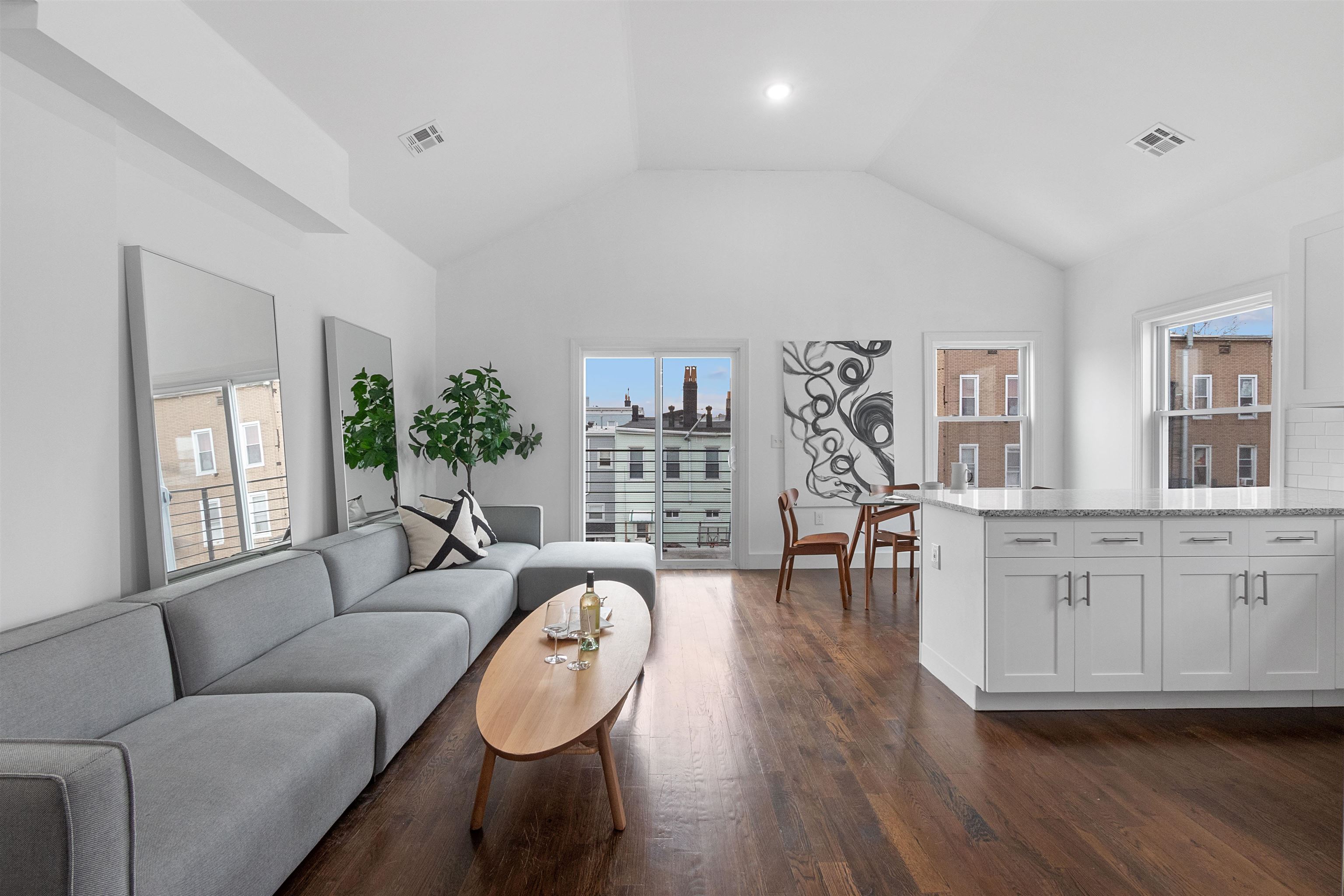 111 CHARLES ST Unit: 2