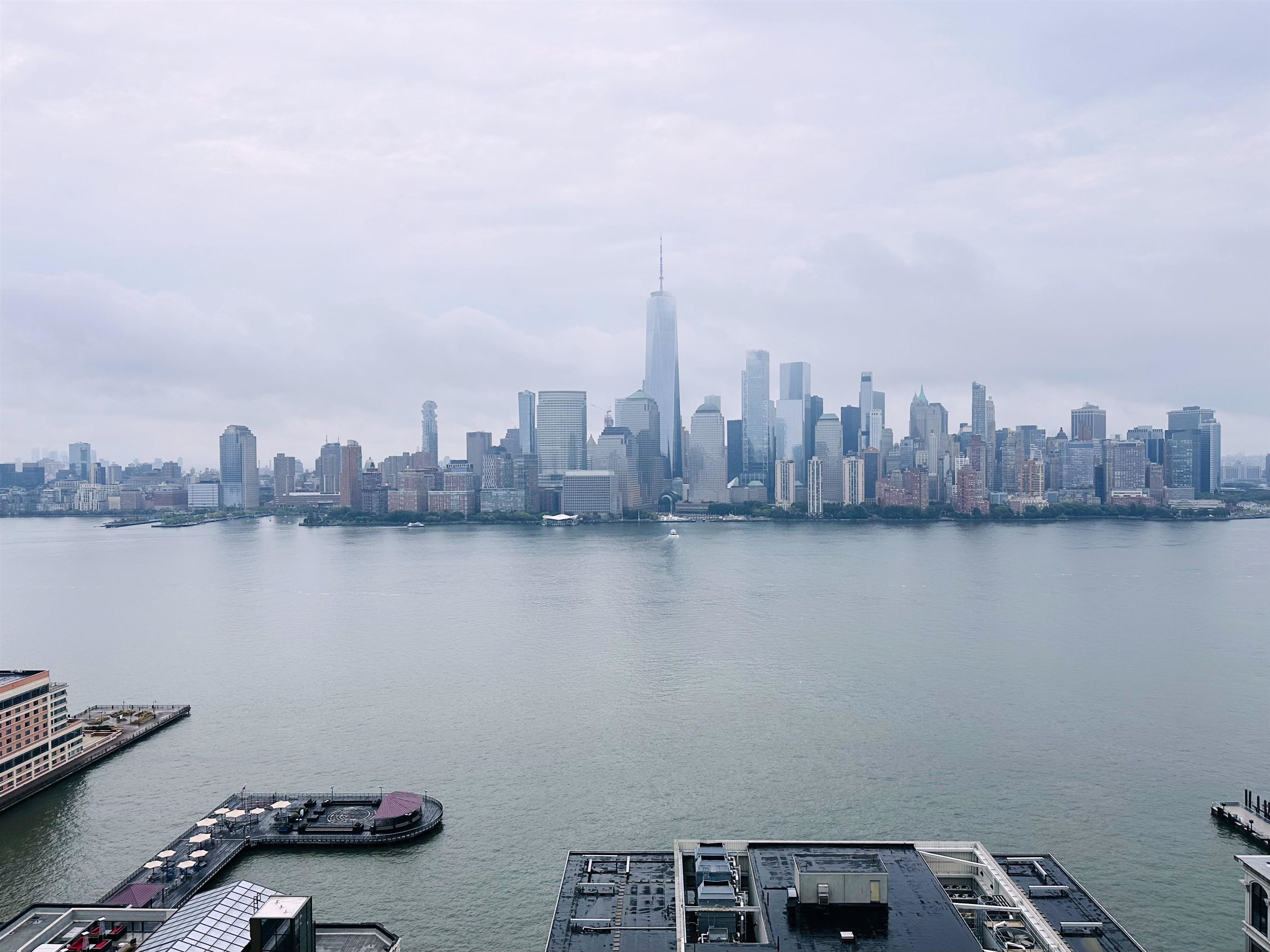 99 HUDSON ST Unit: 2902R