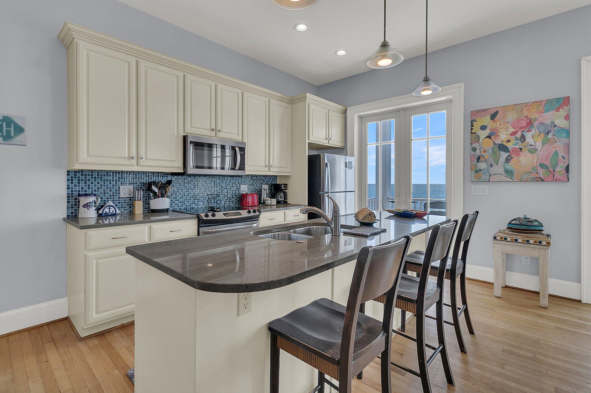 1681 E Ashley Avenue # B Unit: A & B