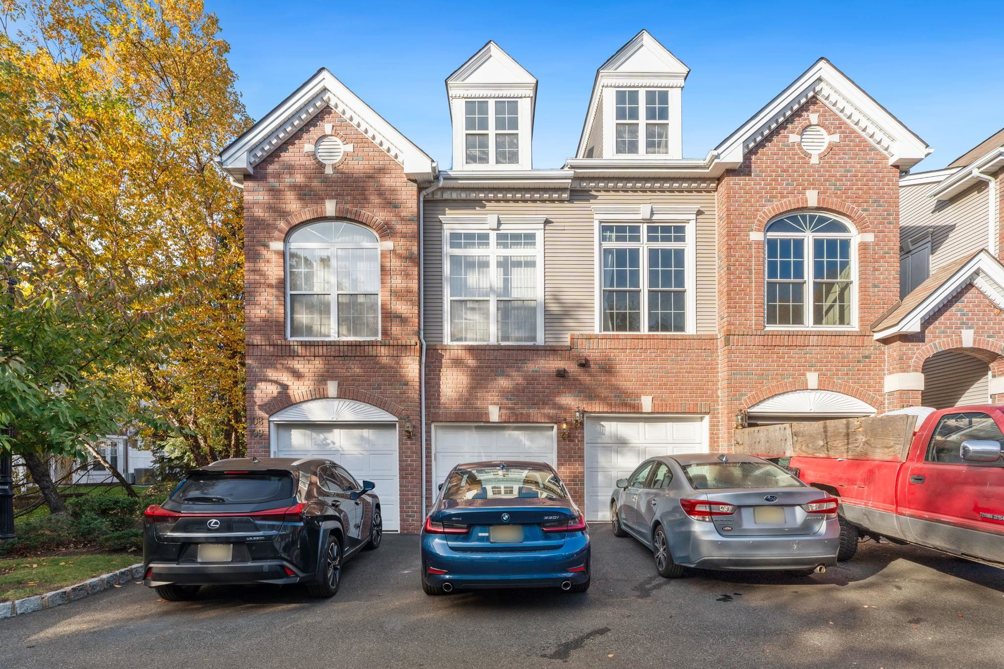 108 RIVERWALK WAY