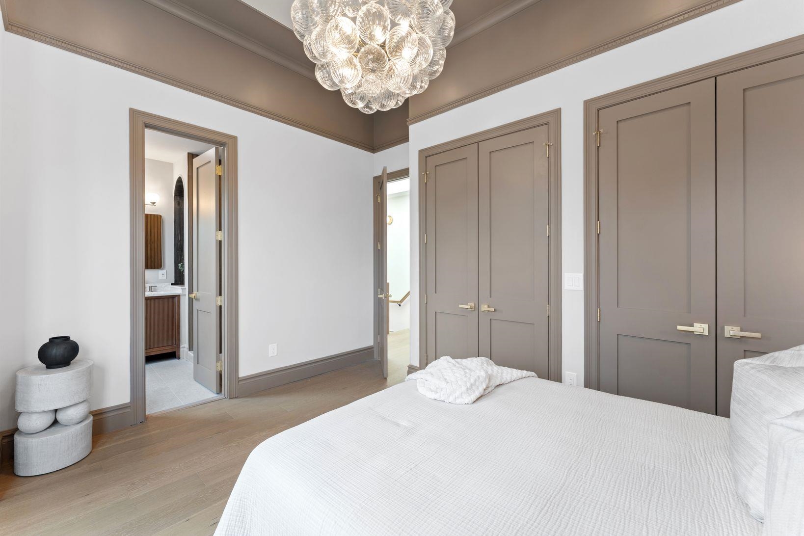 83 LIBERTY PL Unit: 2