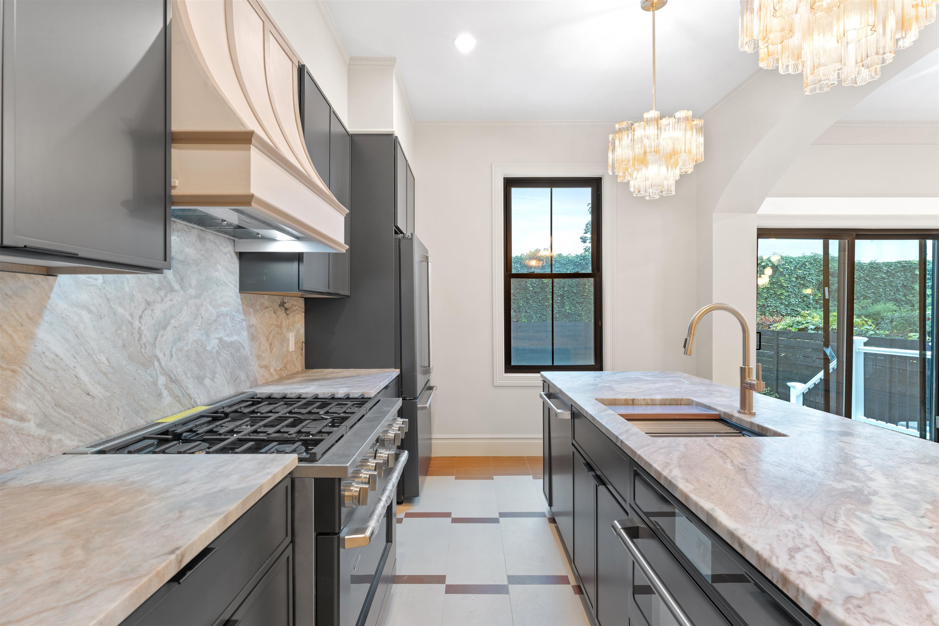 83 LIBERTY PL Unit: 2